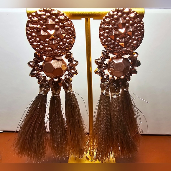 Lightweight long rose gold champagne faceted tassle fringe earrings, luxury - Picture 6 of 8